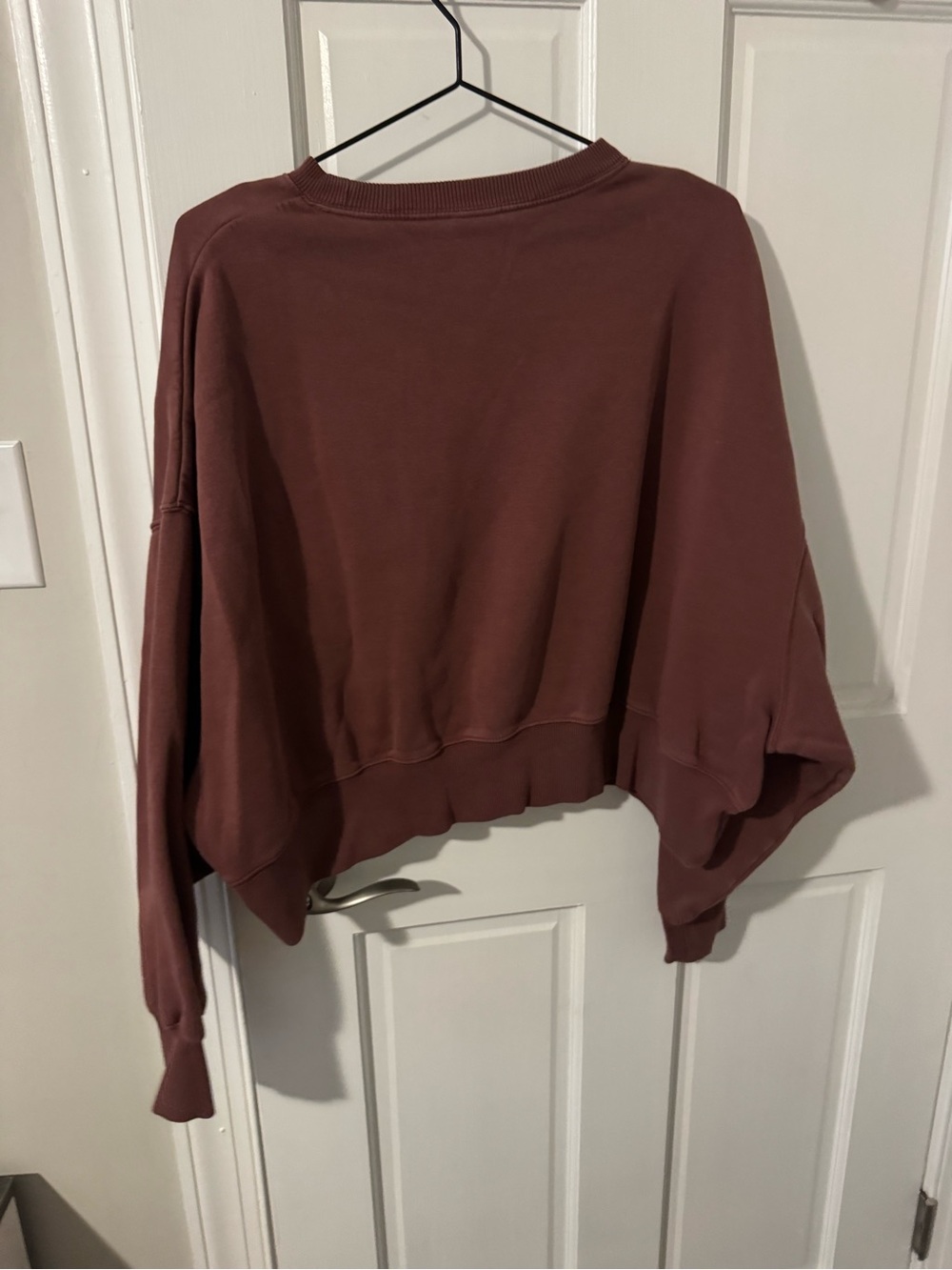 Nike Women's Cropped Crew Sweatshirt - Picture 2 of 3